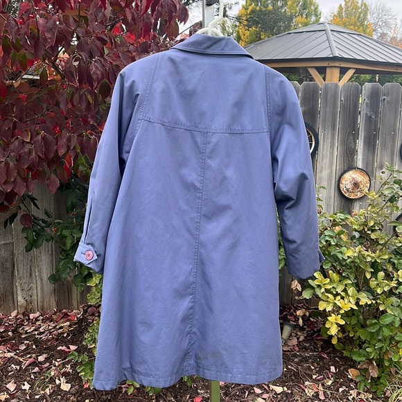 VTG Essential London Fog Blue / Lined  Polyester Coat Sz 10 Reg - Picture 7 of 15